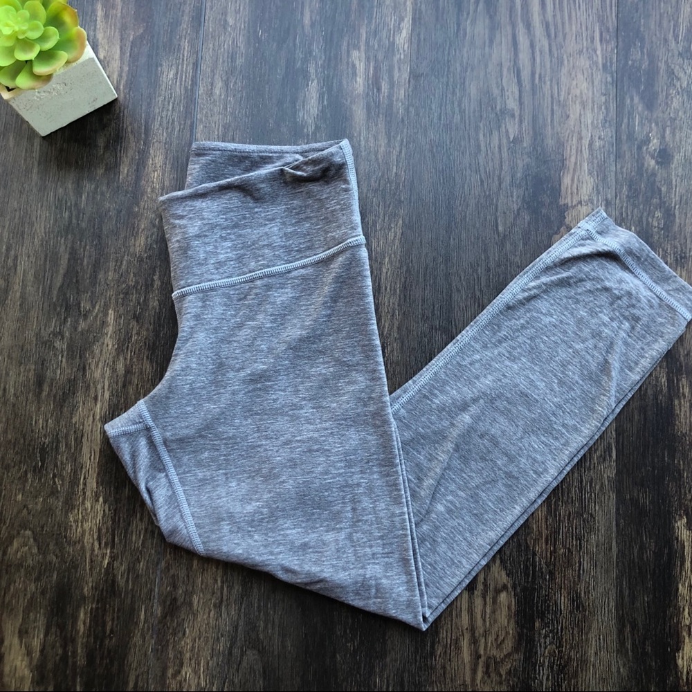 Lululemon Wunder Under Gray Crop leggings